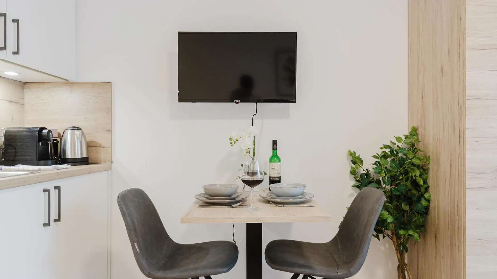 Das Innsight Appartementhaus - Appartements Mit Kuechen Fuer Lang Und Kurzzeitaufenthalte Πασάου