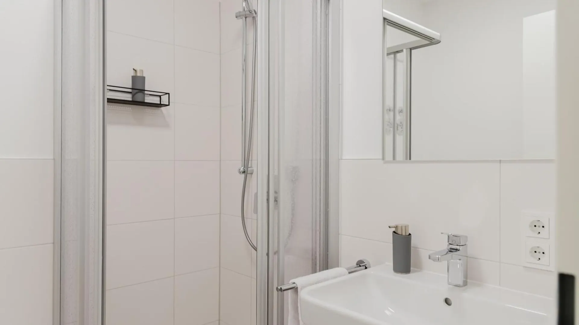 Ξενοδοχείο με διαμερίσματα Das Innsight Appartementhaus - Appartements Mit Kuechen Fuer Lang Und Kurzzeitaufenthalte Πασάου