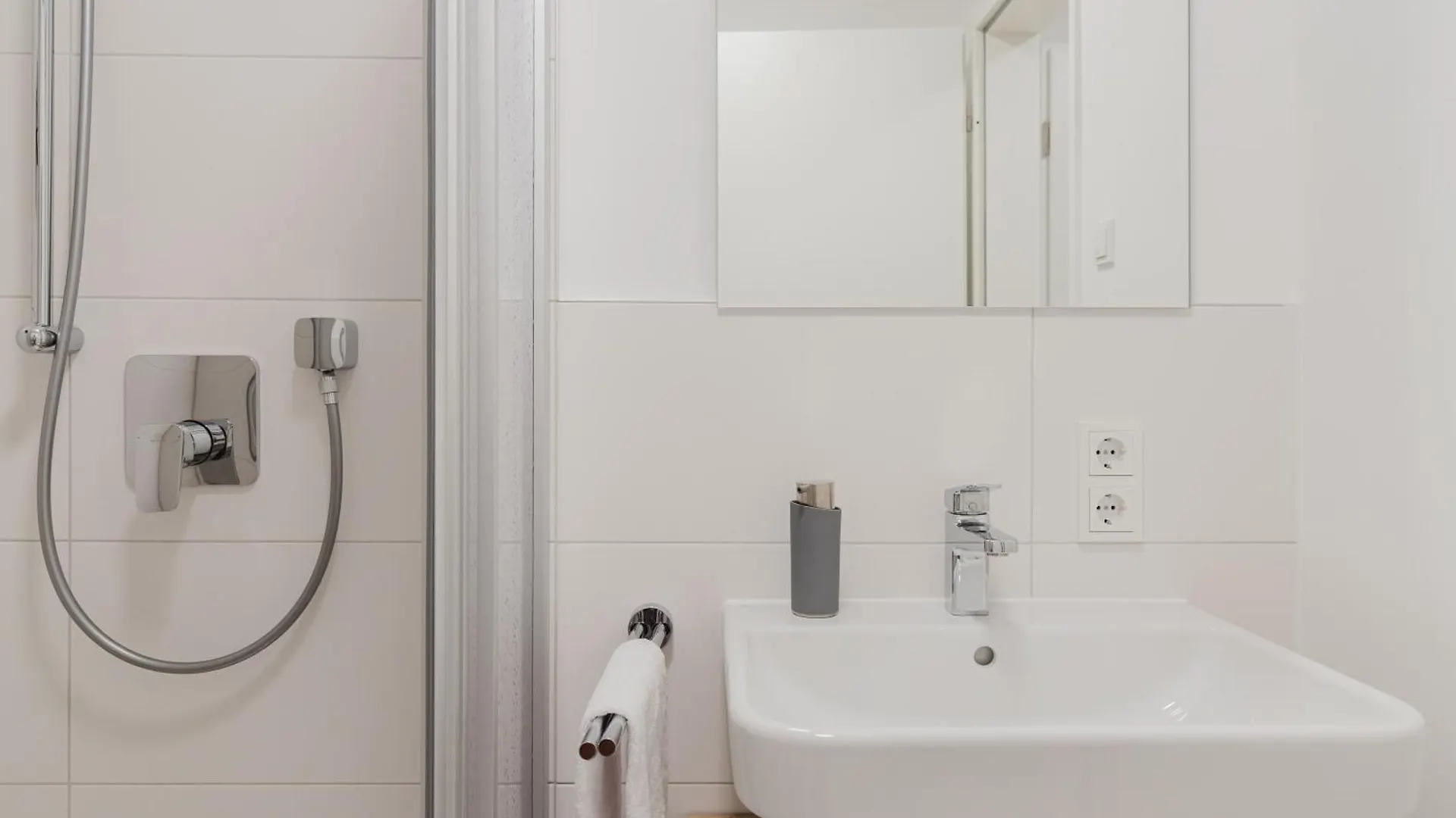 Das Innsight Appartementhaus - Appartements Mit Kuechen Fuer Lang Und Kurzzeitaufenthalte Πασάου Γερμανία